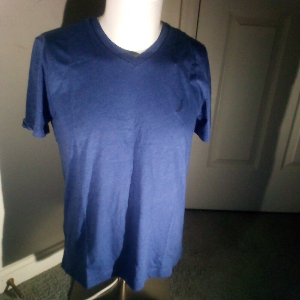 Nautica tshirt